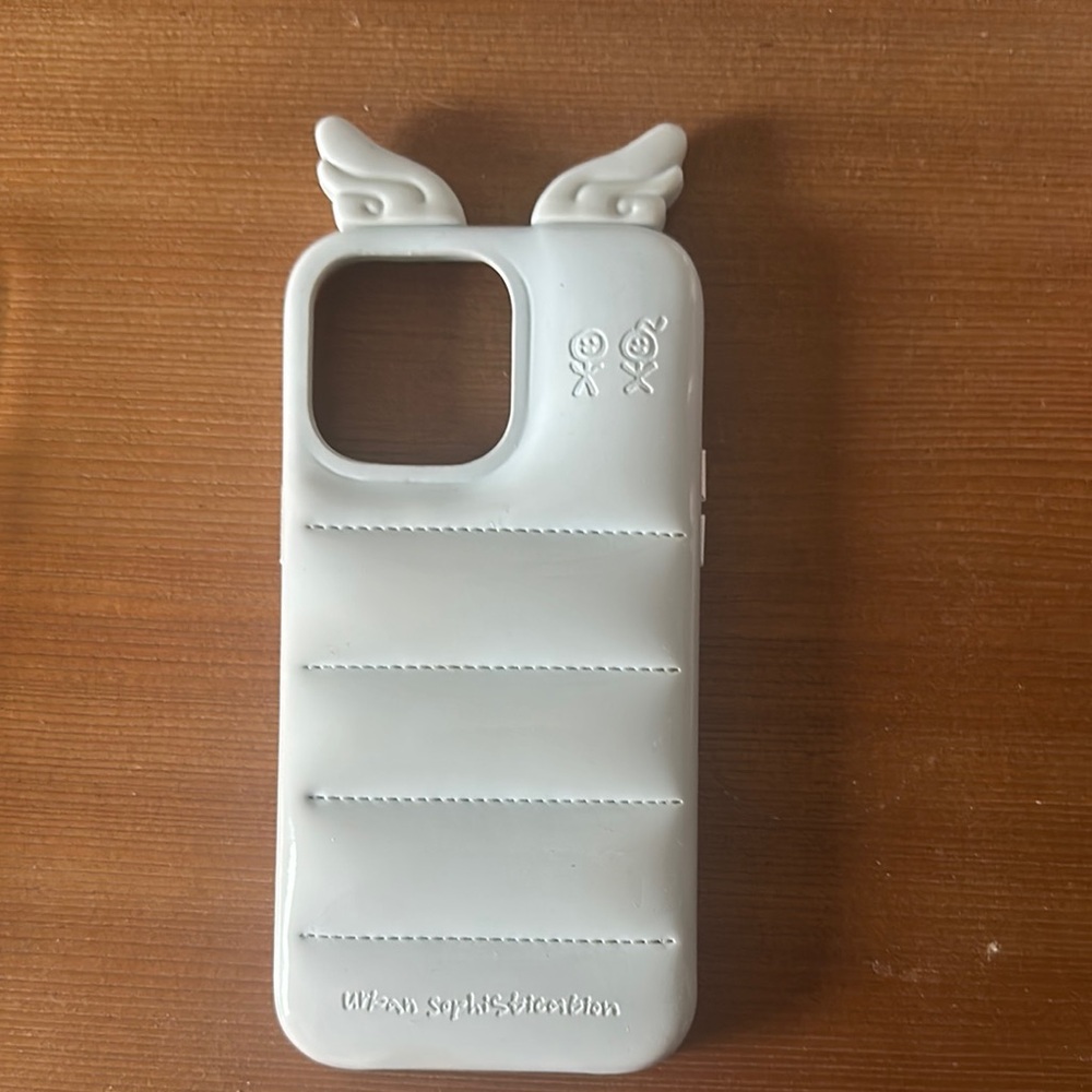 Bratz  x Urban Sophistication Angel Phone Case (14 Pro Max)